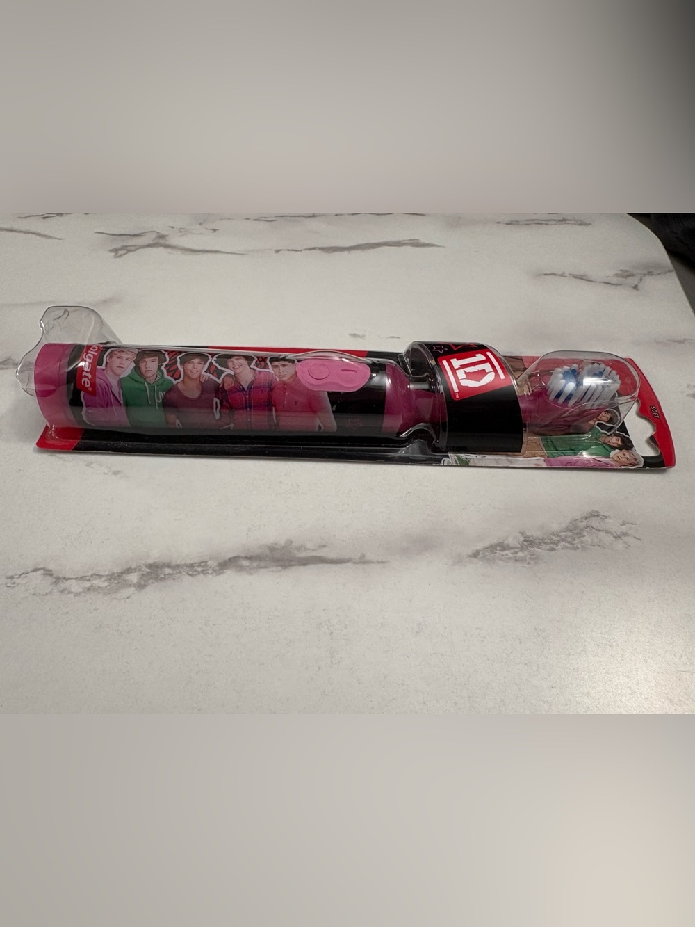 Colgate One Direction Pink Electric Toothbrush - Picture 2 of 5